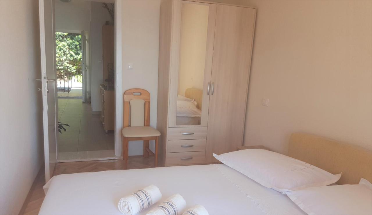 Adriatic Beach Suites 奥米什 外观 照片