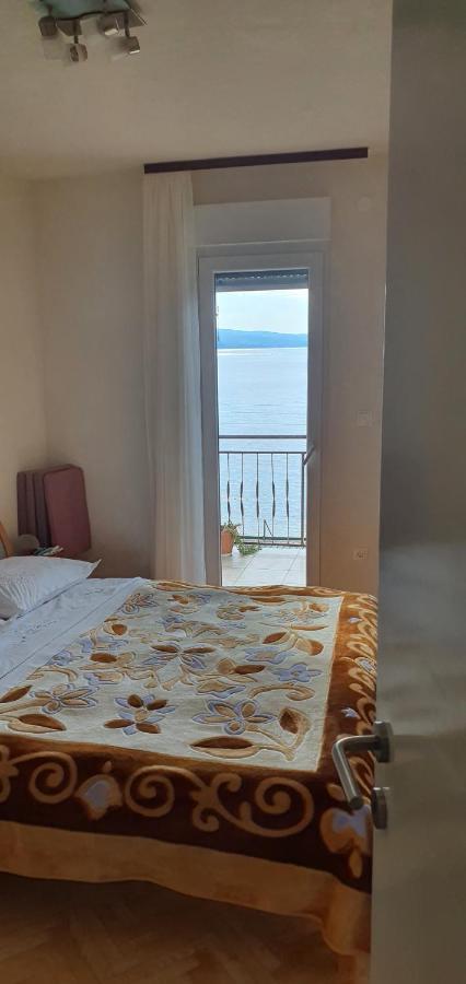Adriatic Beach Suites 奥米什 外观 照片