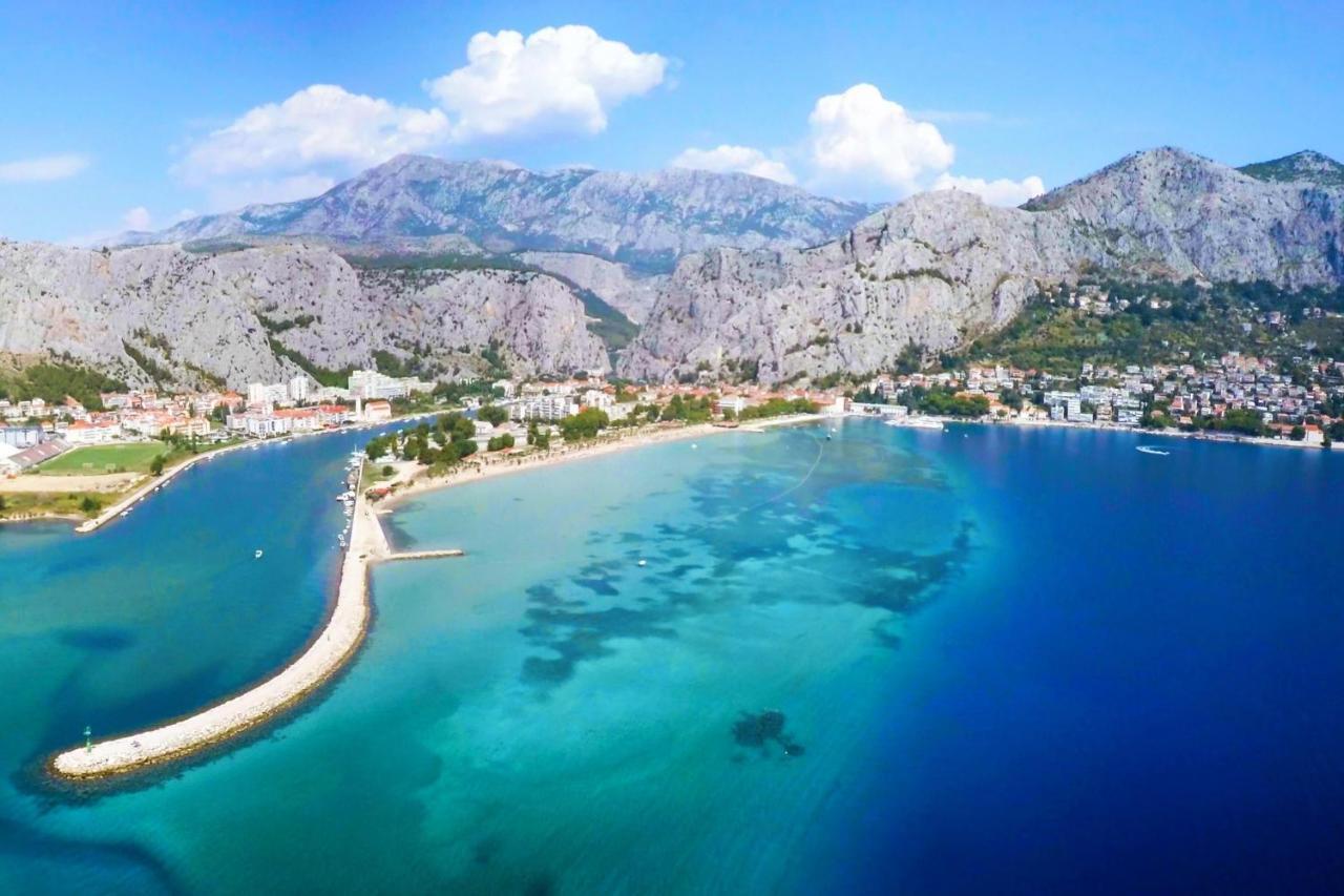 Adriatic Beach Suites 奥米什 外观 照片