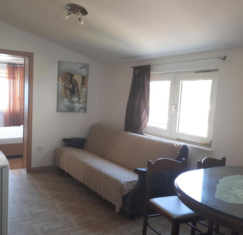 Adriatic Beach Suites 奥米什 外观 照片
