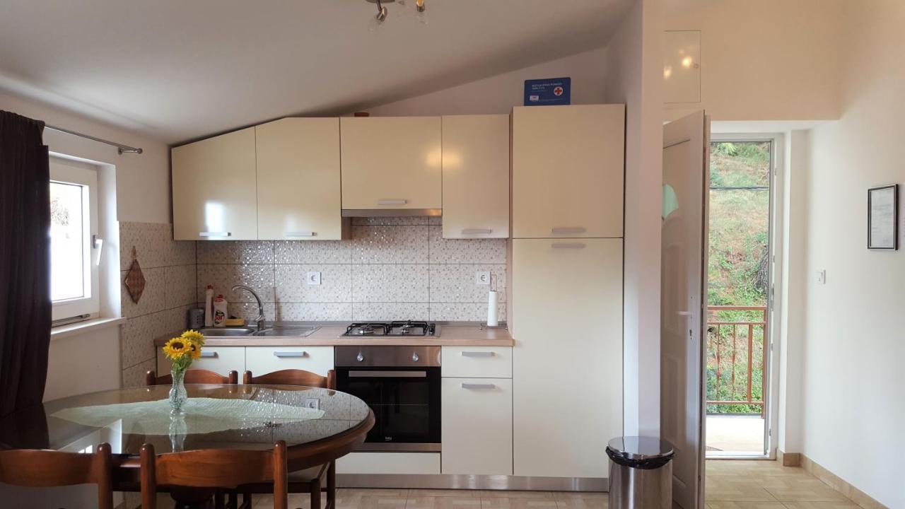 Adriatic Beach Suites 奥米什 外观 照片