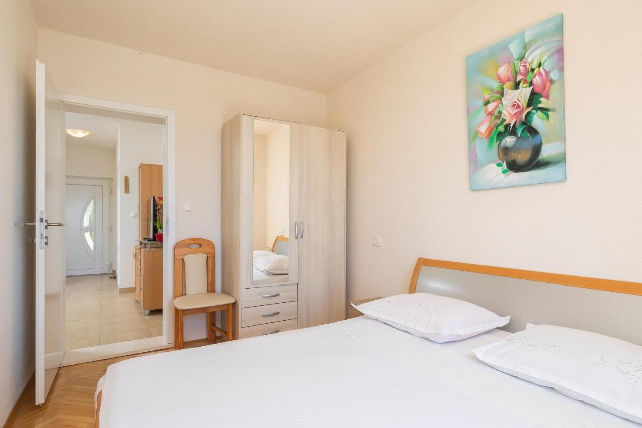 Adriatic Beach Suites 奥米什 外观 照片