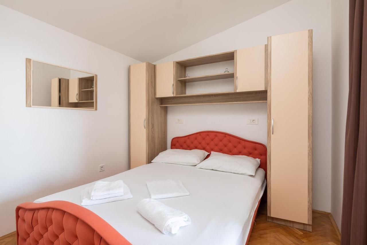 Adriatic Beach Suites 奥米什 外观 照片
